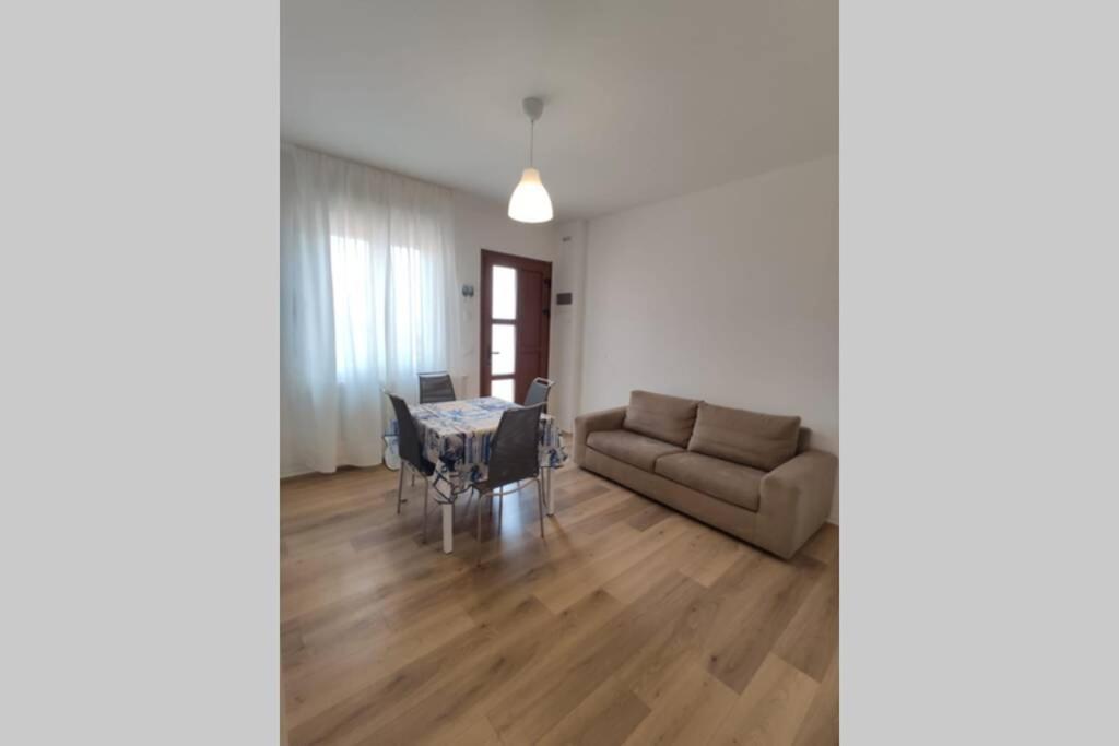 Delta D Piazza Marina- 50 Mt Dal Mare - Jesolo Apartman Kültér fotó